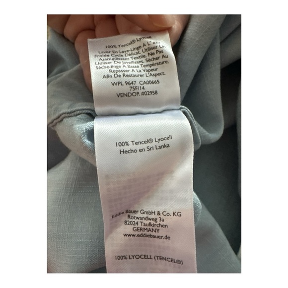 EDDIE BAUER women’s lightweight denim dress - Picture 5 of 5